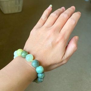 Mixed jade stone beaded bracelet